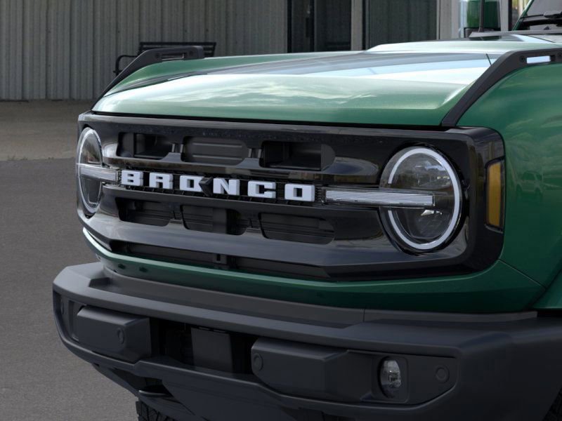 New 2025 Ford Bronco Outer Banks image 22