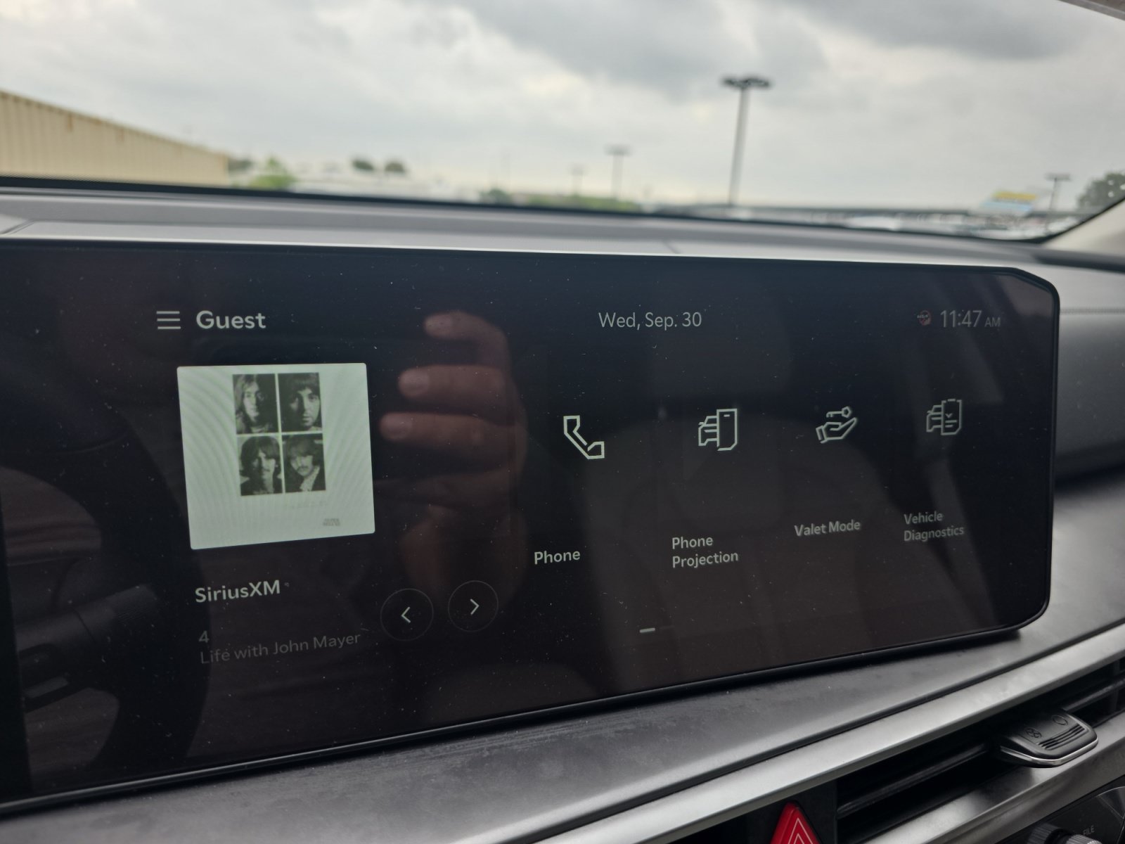 Certified 2026 Kia Sorento S w/ S Panoramic Sunroof Package FWD image 12
