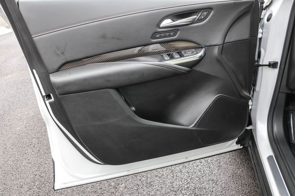 Used 2023 Cadillac XT4 Sport AWD/4WD image 30