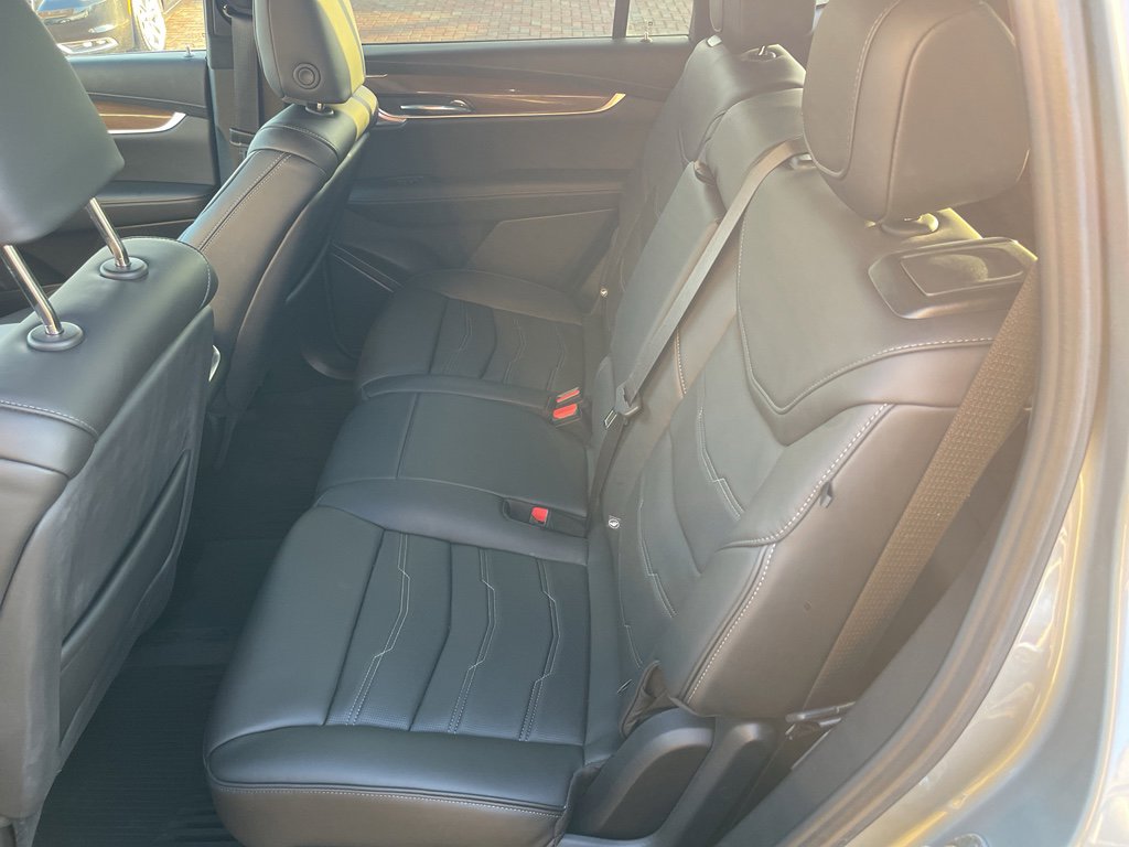 Used 2024 Cadillac XT6 Premium Luxury w/ Platinum Package image 31
