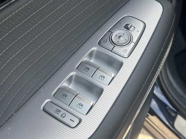 Certified 2025 Hyundai Palisade Calligraphy AWD/4WD image 33