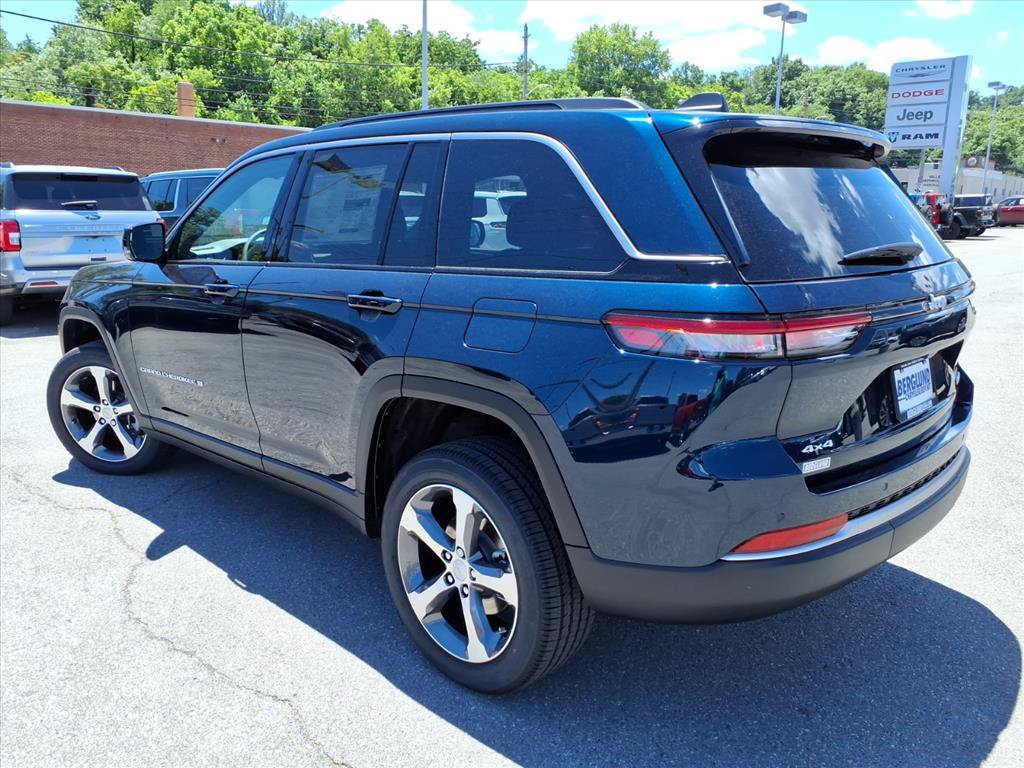 New 2026 Jeep Grand Cherokee Limited AWD/4WD image 6