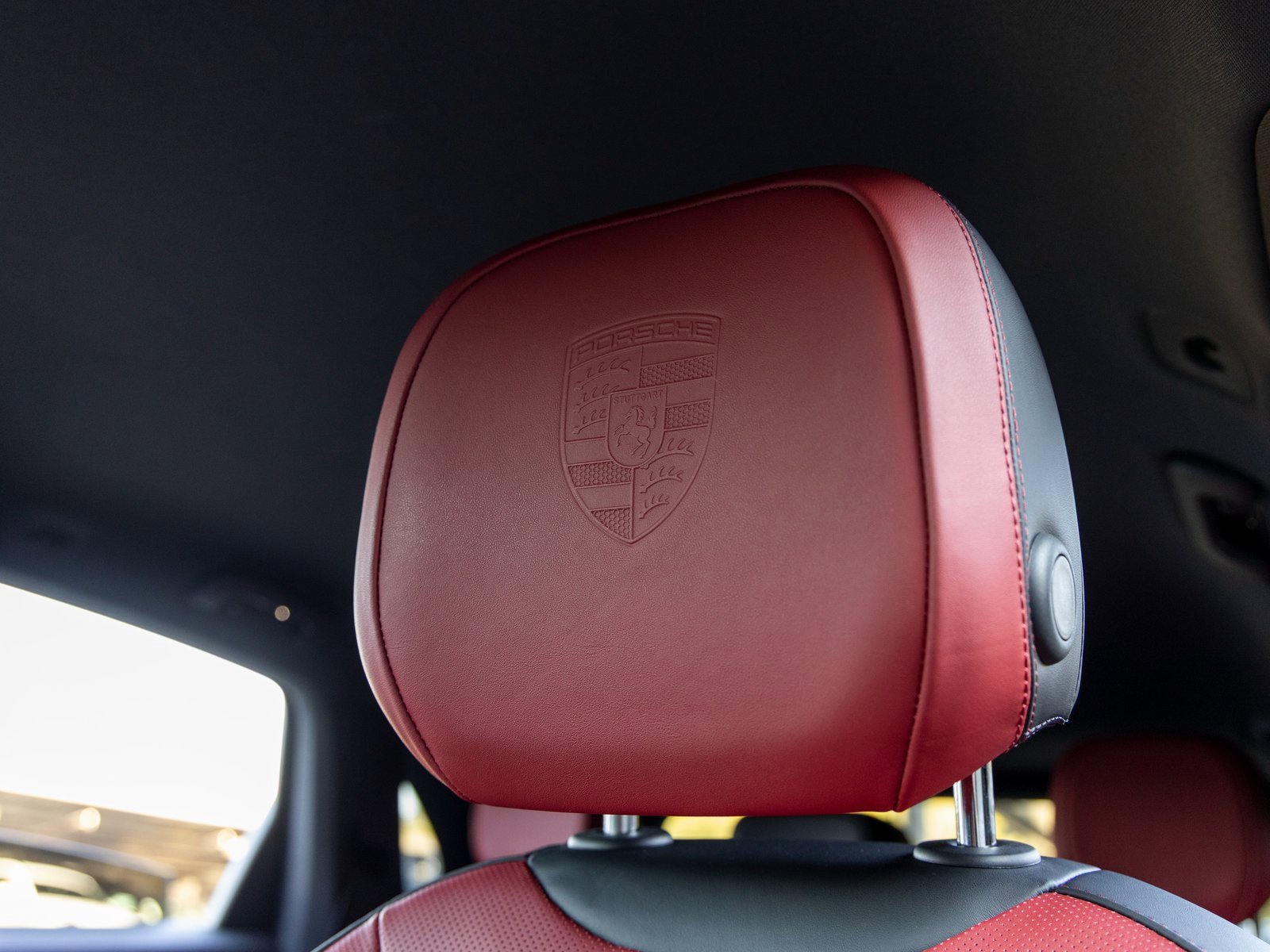 Certified 2025 Porsche Cayenne image 27