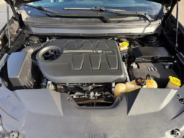 Used 2019 Jeep Cherokee Limited AWD/4WD image 22