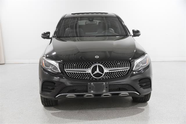 Used 2019 Mercedes-Benz GLC 300 4MATIC Coupe image 2