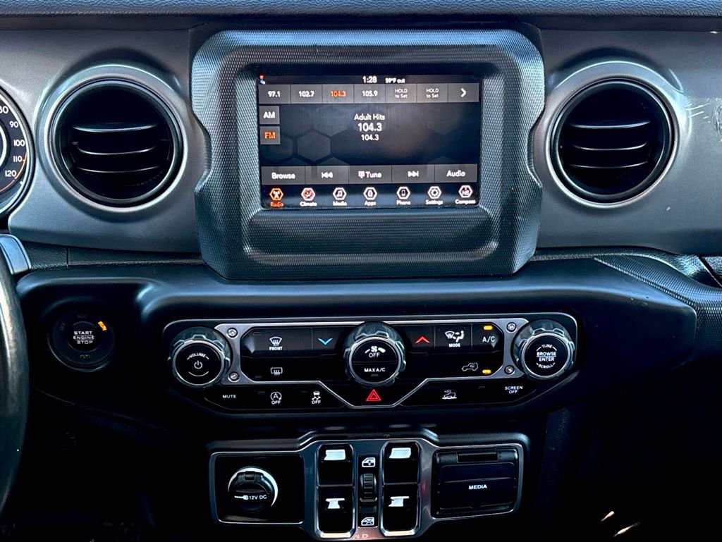 Used 2022 Jeep Gladiator Sport image 25