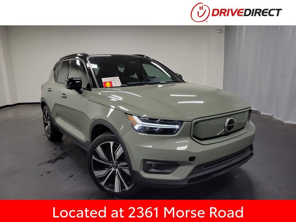 Used 2021 Volvo XC40 P8 Recharge w/ Advanced Package image 1