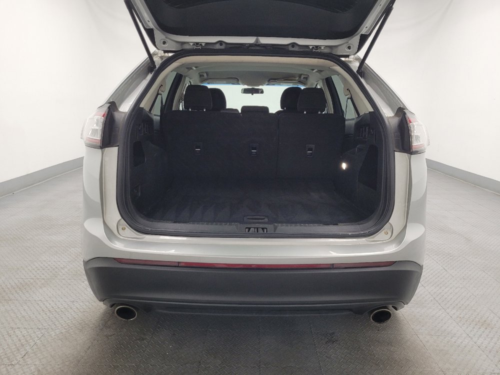 Used 2017 Ford Edge SE AWD/4WD image 29