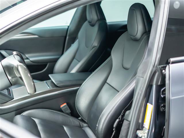 Used 2021 Tesla Model S Plaid image 15
