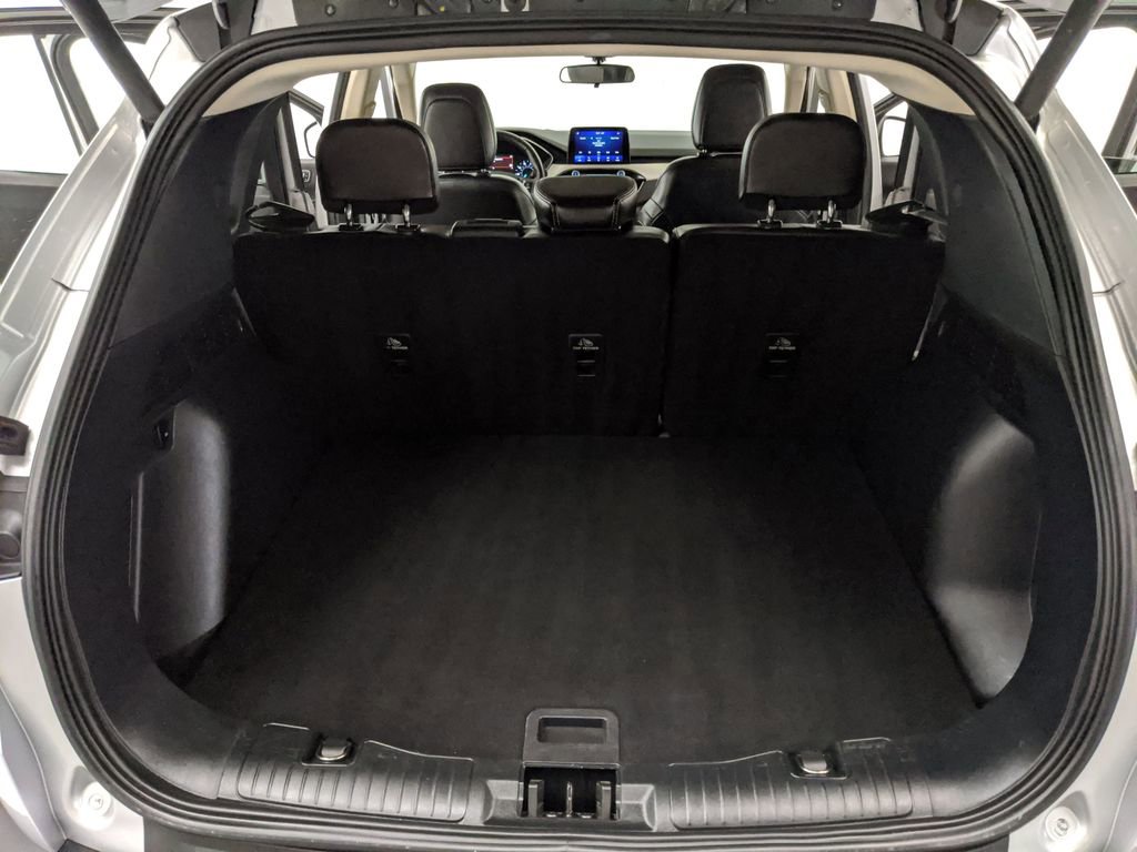 Used 2020 Ford Escape SEL image 19