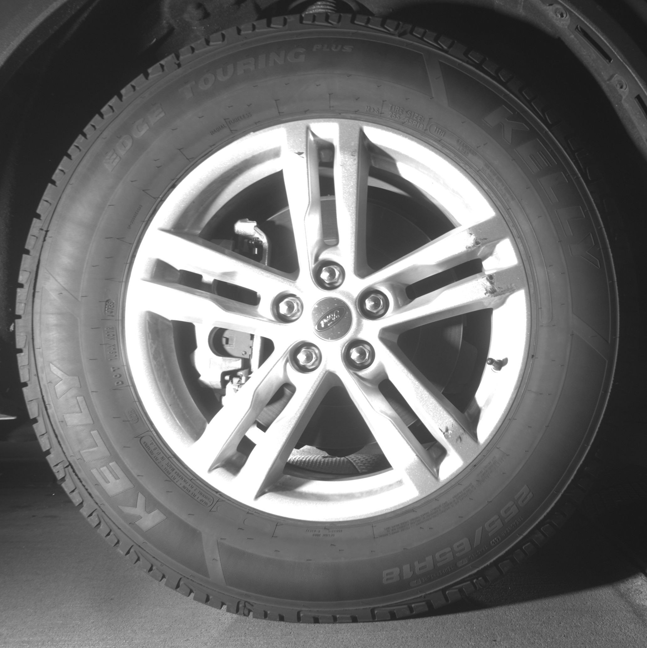 Used 2024 Ford Explorer XLT w/ Equipment Group 202A RWD image 13