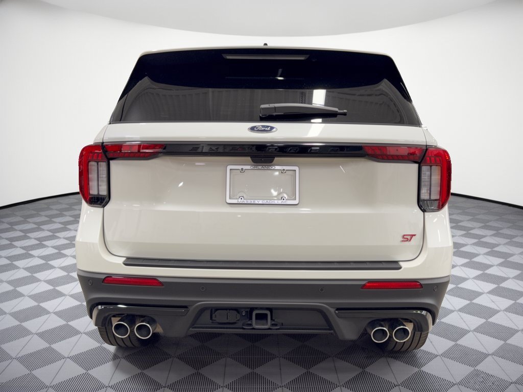 Used 2025 Ford Explorer ST AWD/4WD image 11