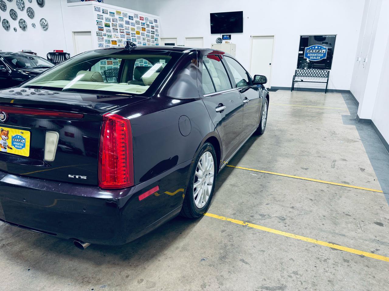 Used 2009 Cadillac STS V8 w/ Rwd Preferred Equipment Group image 23