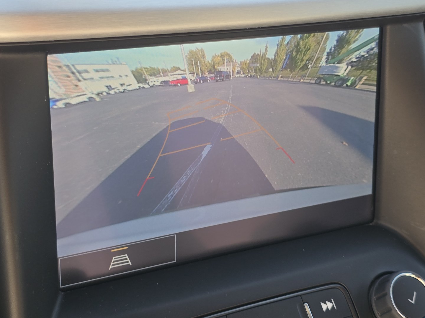 Certified 2023 GMC Acadia SLT AWD/4WD image 5