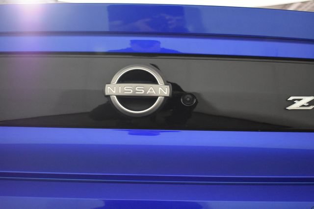 Certified 2024 Nissan Z Performance w/ Floor Mat Package RWD image 40