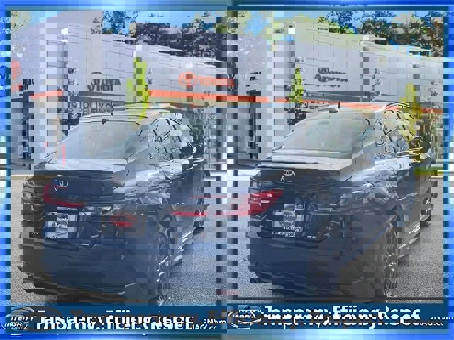 Certified 2025 Toyota Camry SE image 6