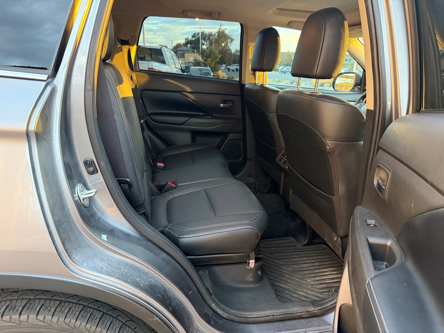 Used 2019 Mitsubishi Outlander GT AWD/4WD image 23