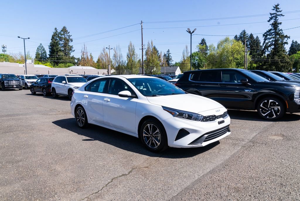 Used 2024 Kia Forte LXS w/ LXS Technology Package FWD image 26