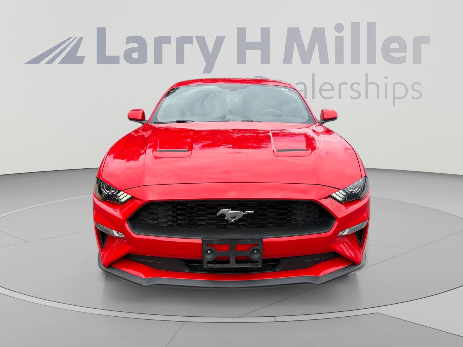 Used 2020 Ford Mustang Premium RWD image 8