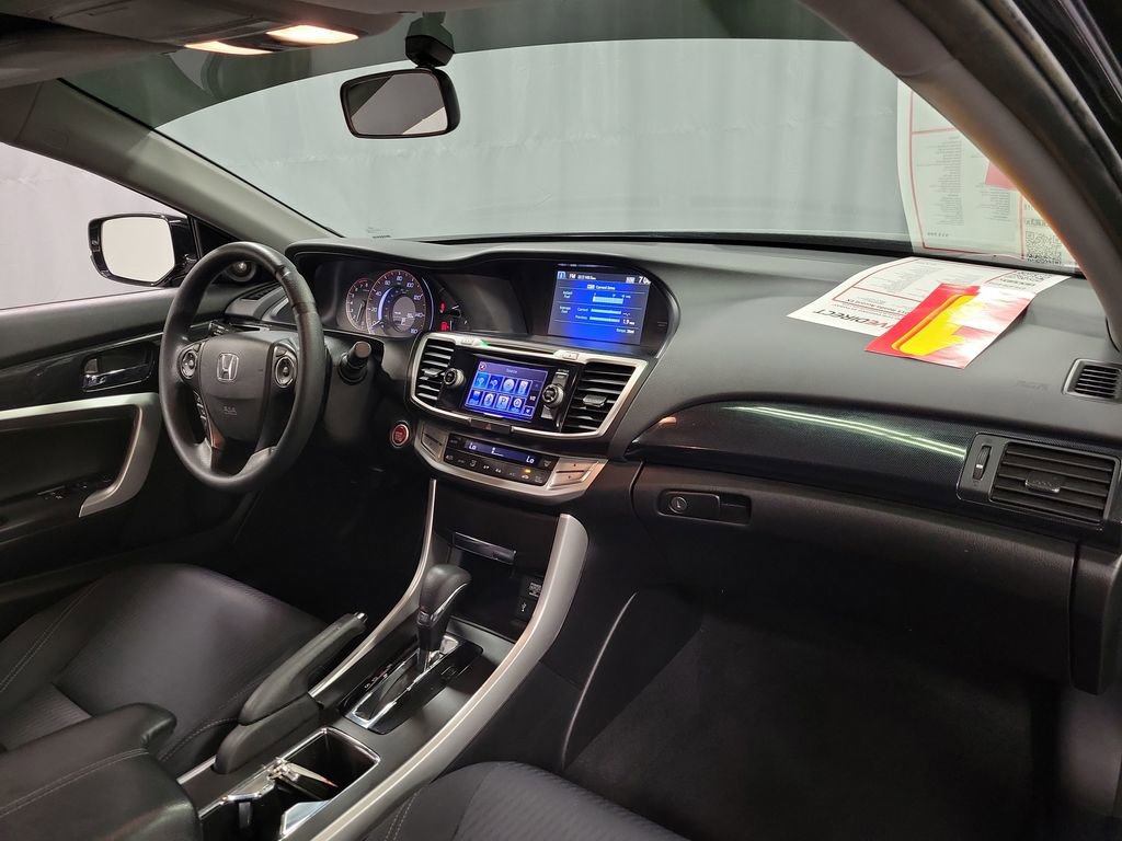 Used 2015 Honda Accord EX image 27