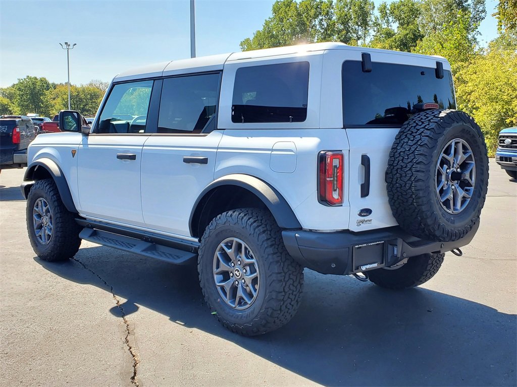 New 2025 Ford Bronco Badlands image 4