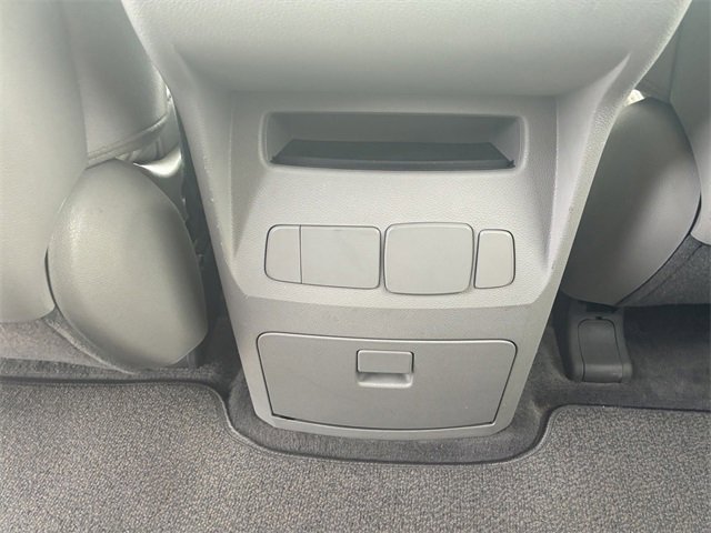 Used 2018 Kia Sedona LX image 18