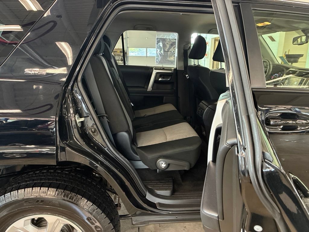 Used 2021 Toyota 4Runner SR5 AWD/4WD image 14
