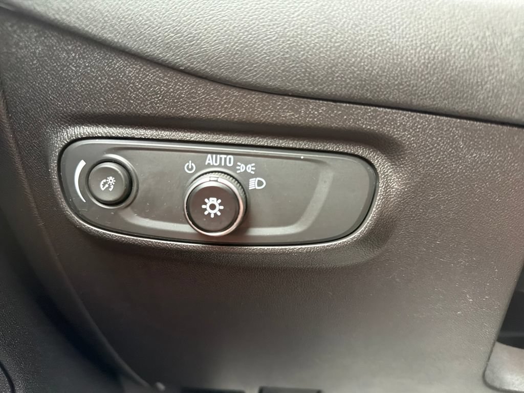 Used 2024 Chevrolet Equinox LT w/ LPO, Floor Liner Package AWD/4WD image 20