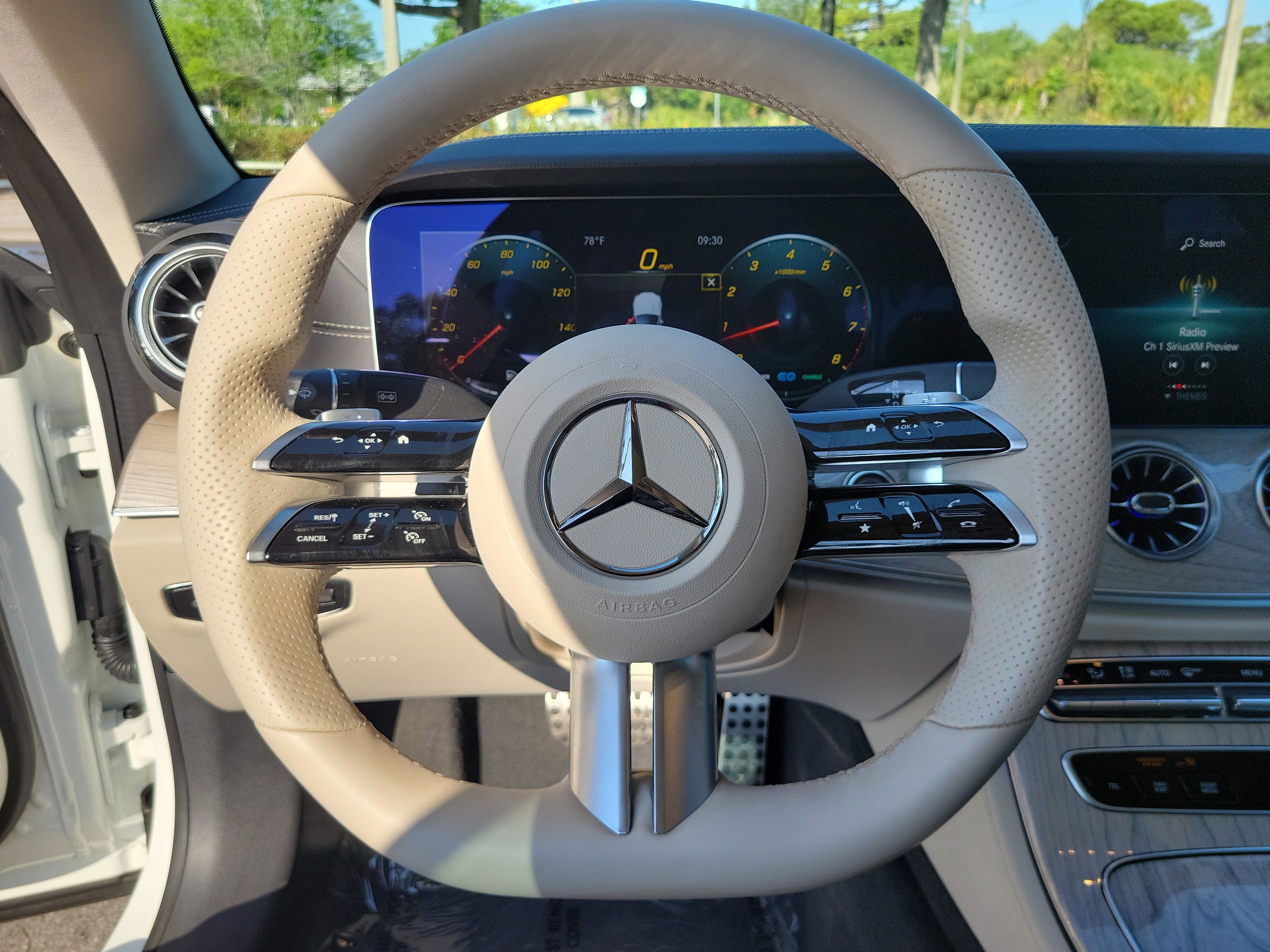 Used 2022 Mercedes-Benz E 450 Coupe image 18