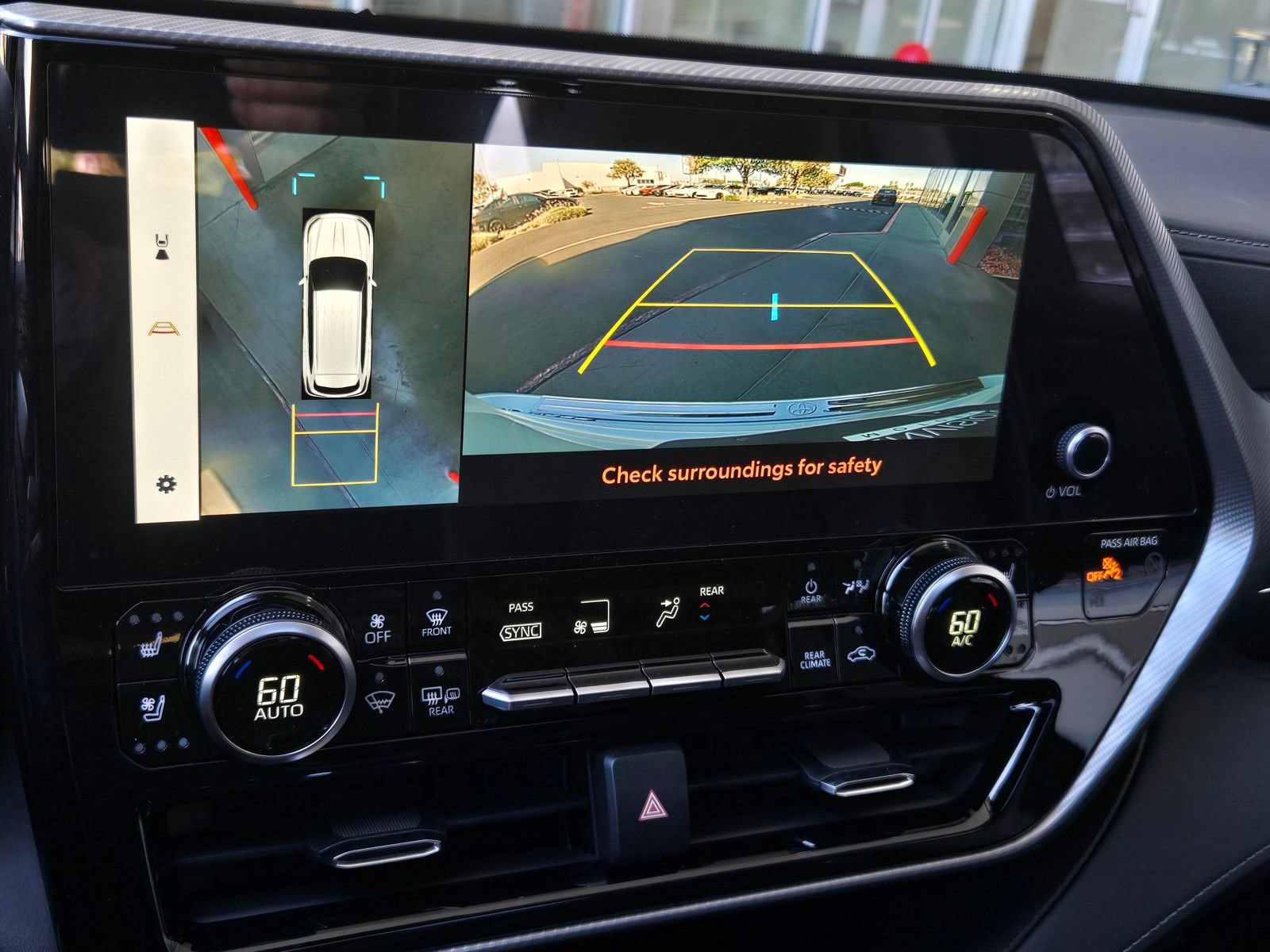New 2026 Toyota Highlander Platinum AWD/4WD image 13