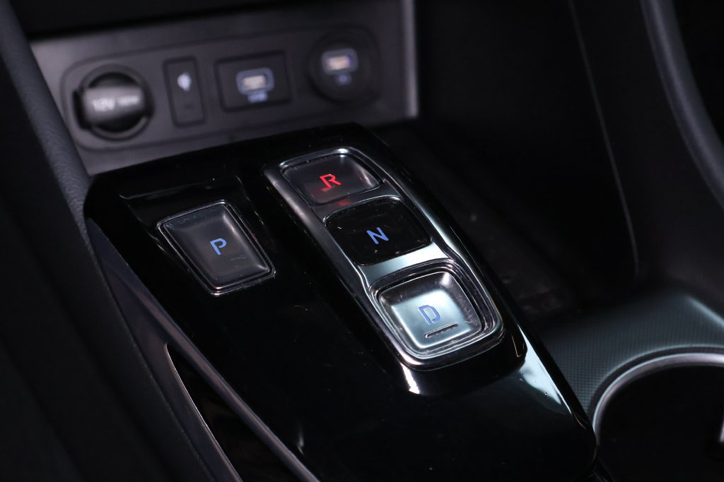 Used 2020 Hyundai Sonata Limited FWD image 35