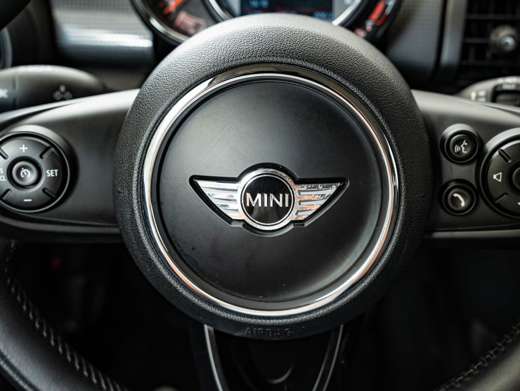 Used 2018 MINI Cooper 2-Door Hardtop FWD image 27