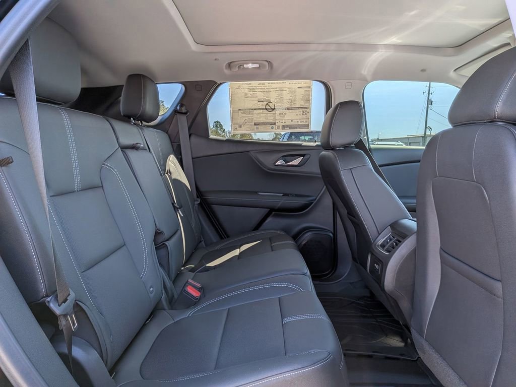 New 2026 Chevrolet Blazer LT w/ LPO, Floor Liner Package FWD image 29
