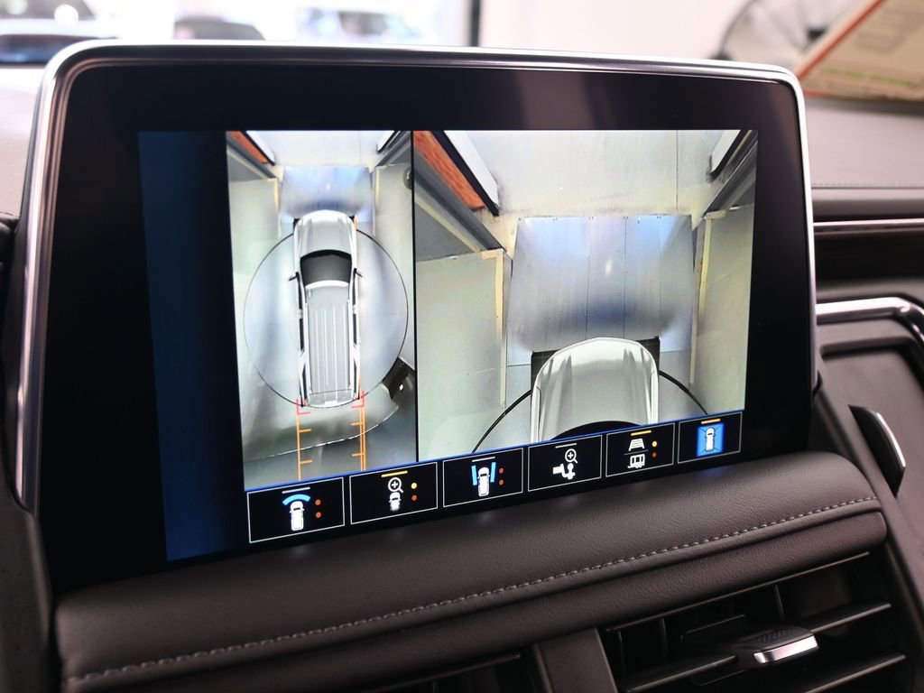 Used 2023 Chevrolet Tahoe Z71 w/ Luxury Package image 25