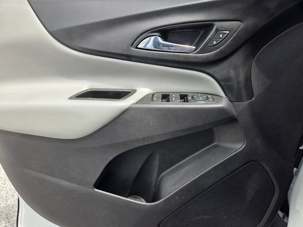 Used 2021 Chevrolet Equinox LS w/ LS Convenience Package FWD image 21