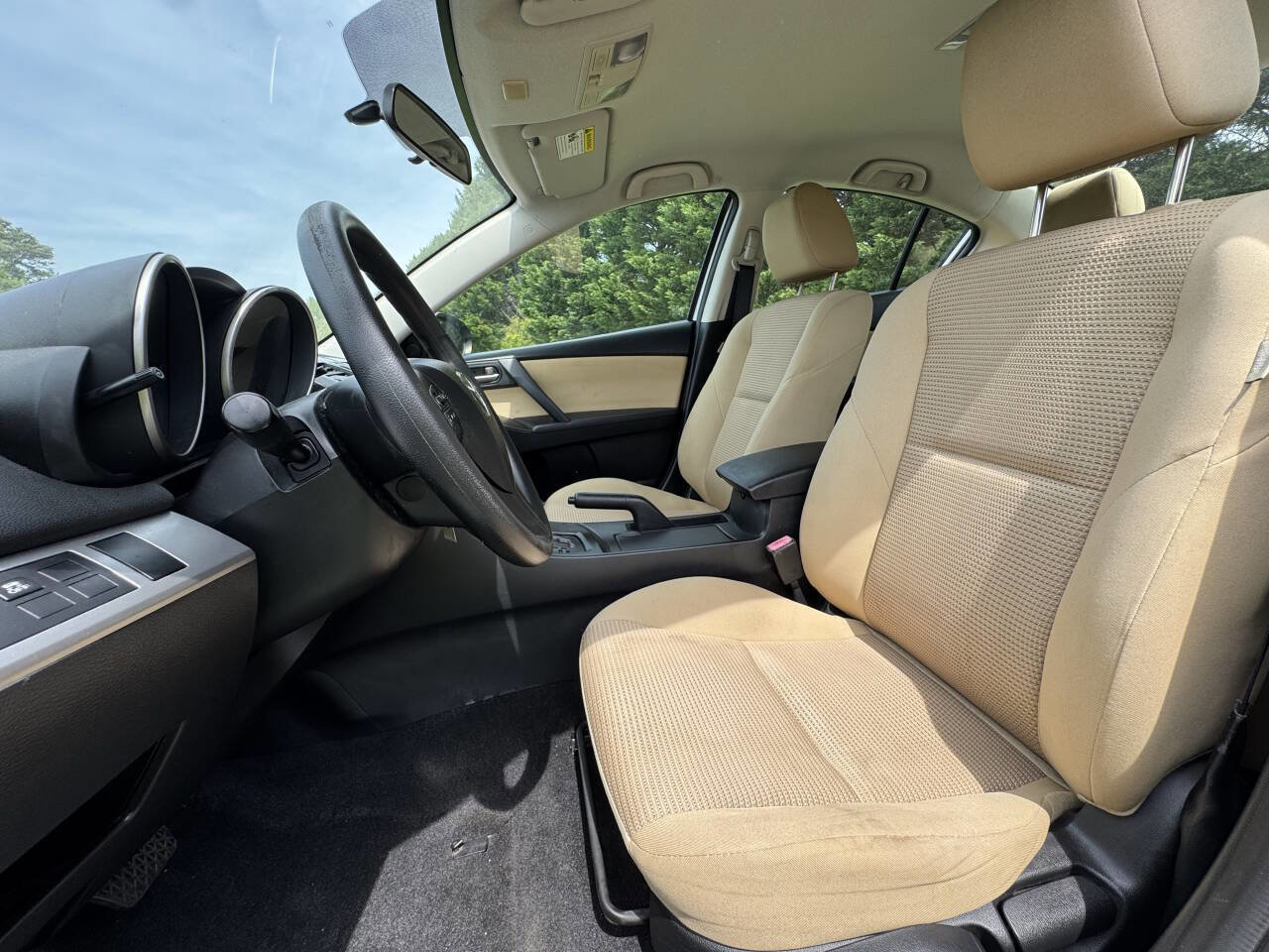 Used 2012 MAZDA MAZDA3 i Touring FWD image 15