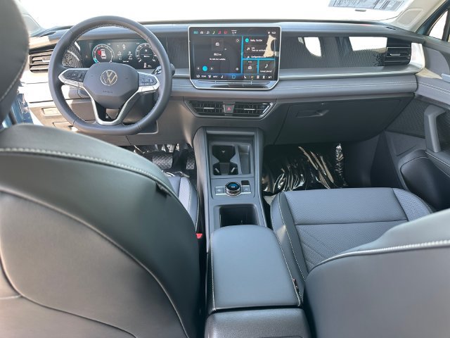 New 2026 Volkswagen Tiguan SE FWD image 10