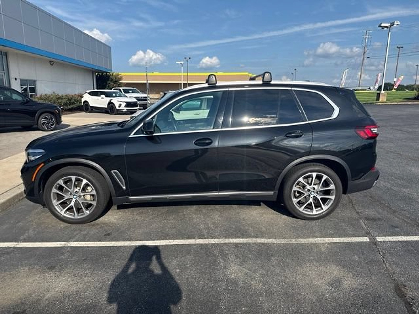 Used 2022 BMW X5 xDrive40i w/ Premium Package AWD/4WD image 10