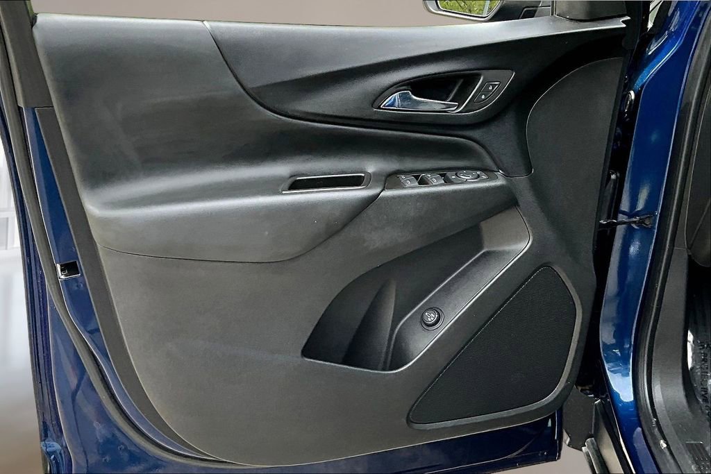 Used 2022 Chevrolet Equinox LT AWD/4WD image 18