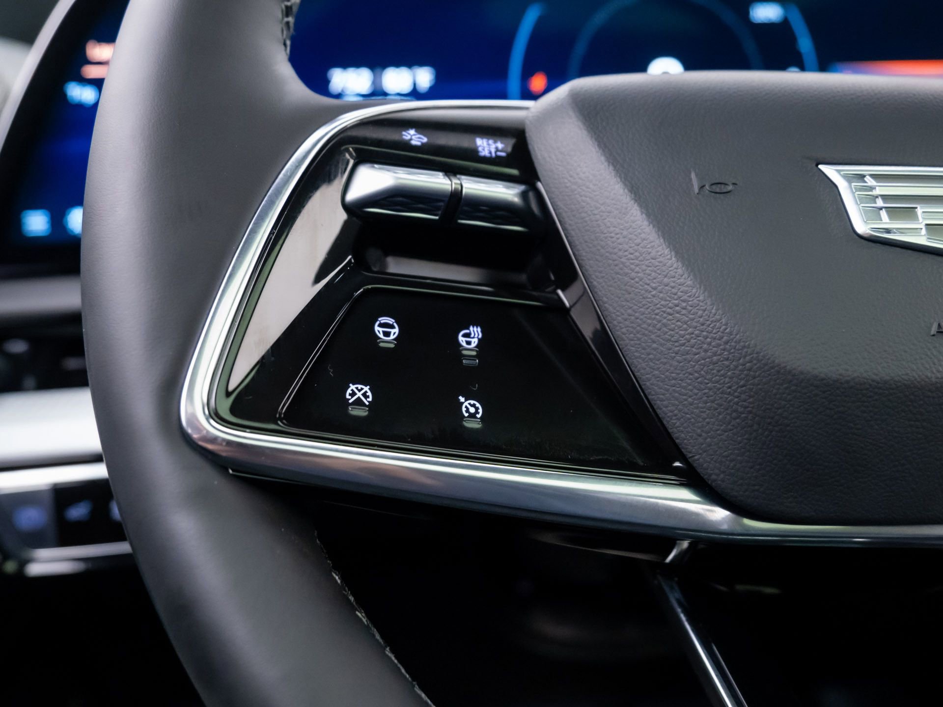 New 2026 Cadillac Optiq Sport 1 image 22