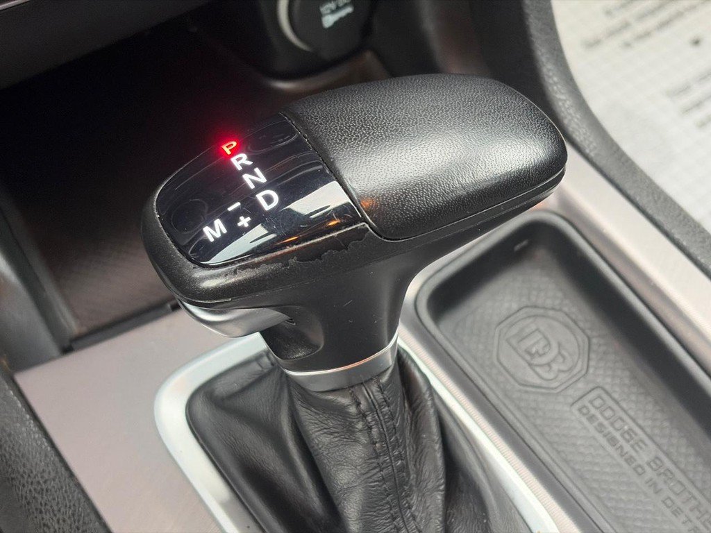 Used 2023 Dodge Charger SXT RWD image 16