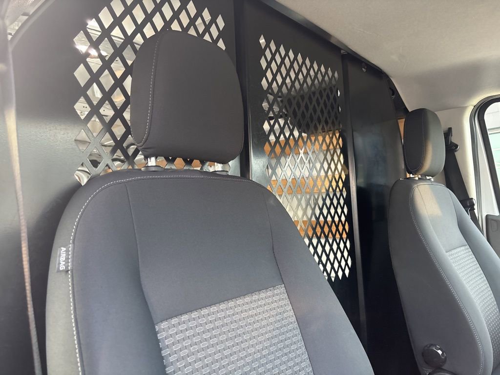 Used 2024 Ford Transit 250 Low Roof w/ Exterior Upgrade Package image 31