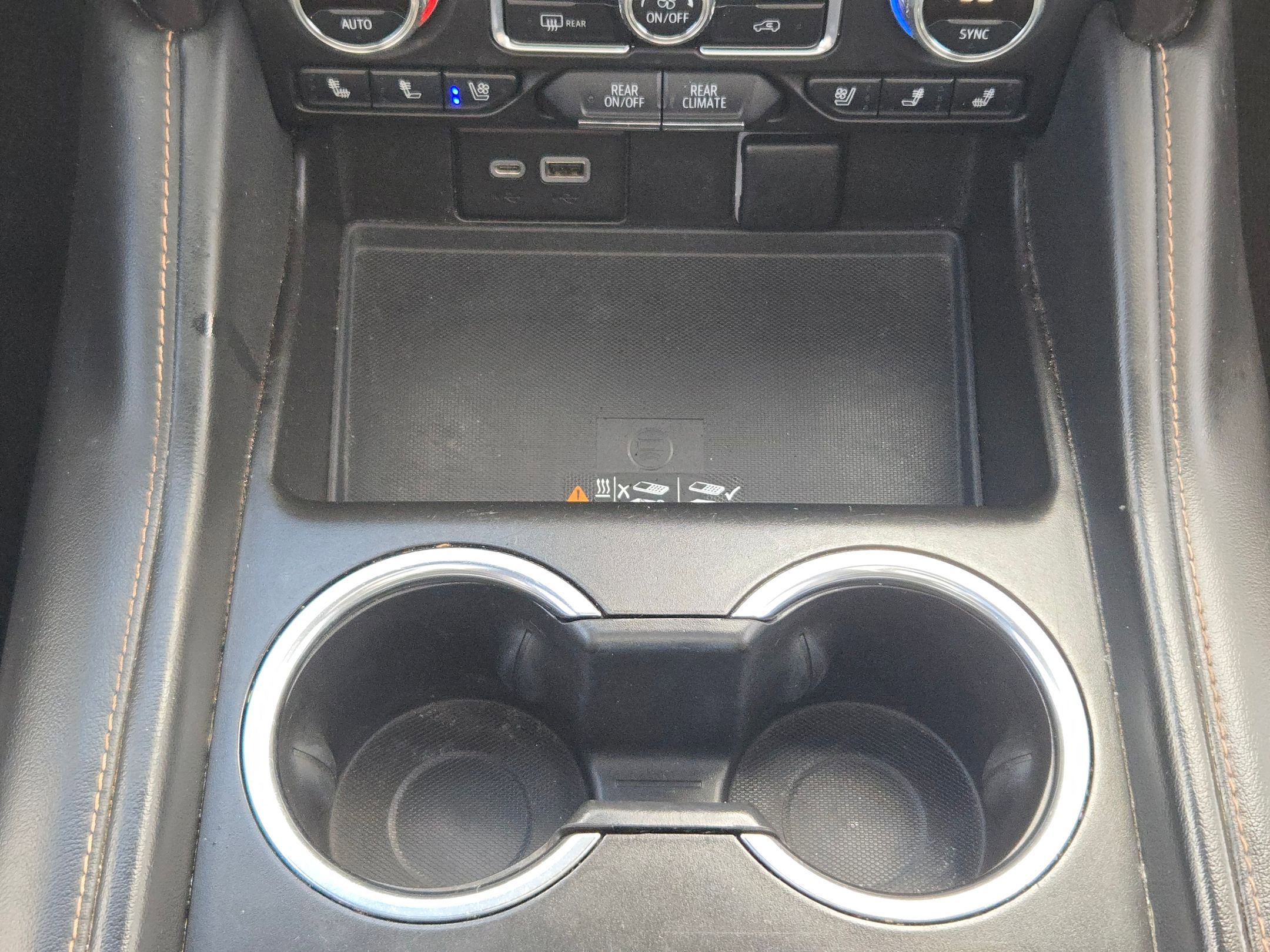 Used 2023 GMC Yukon AT4 image 20