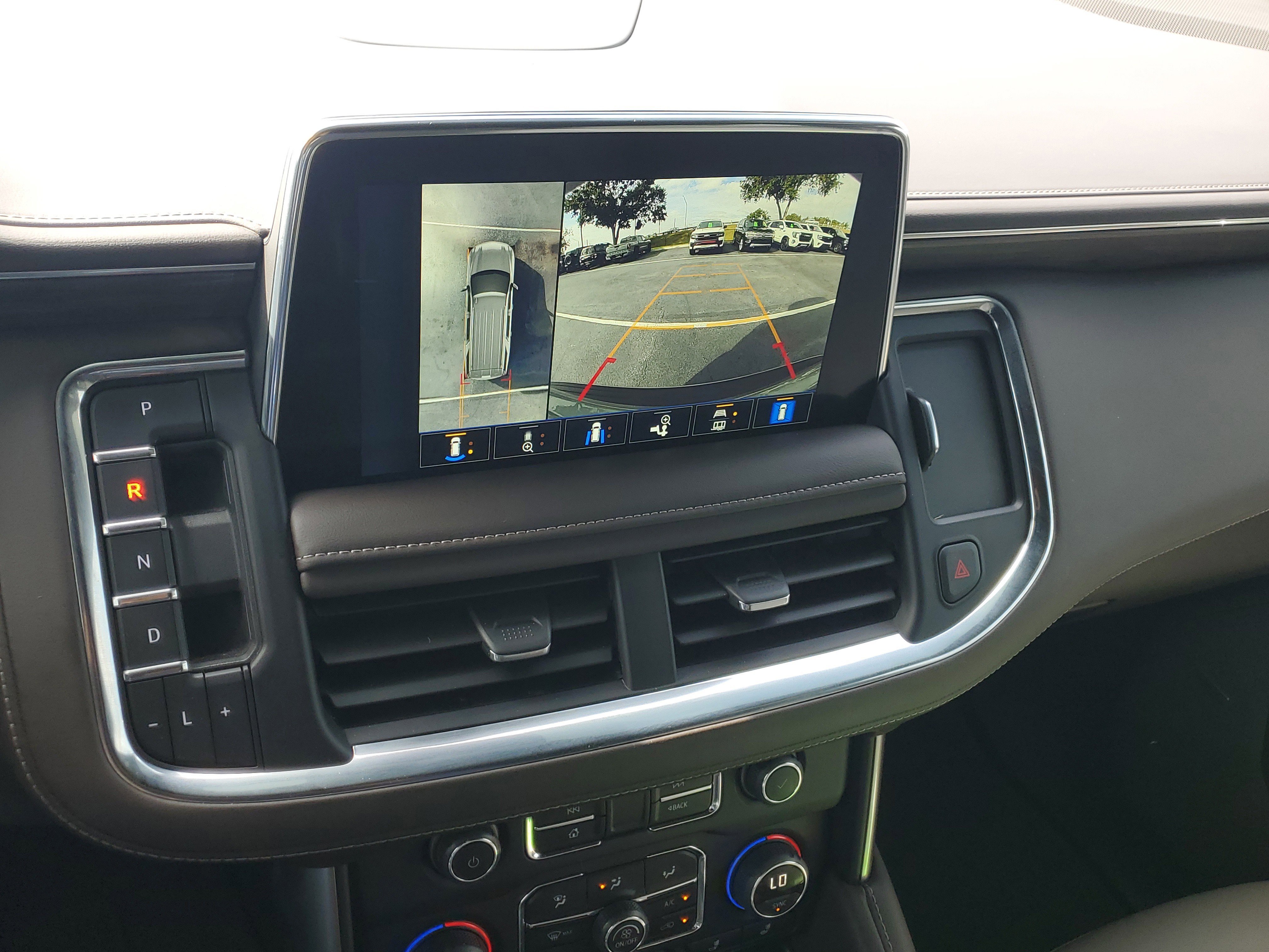 Used 2024 Chevrolet Tahoe LT w/ LT Signature Package image 27