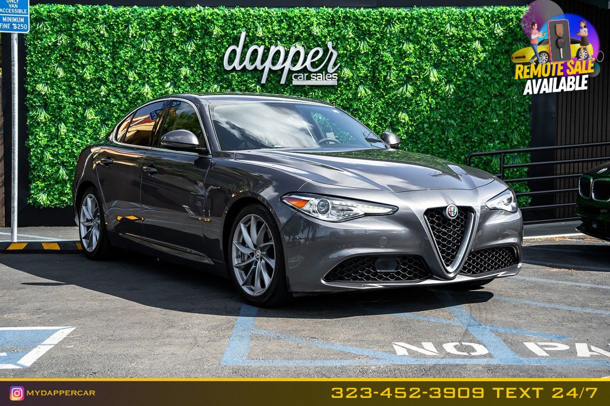 Used 2017 Alfa Romeo Giulia RWD image 3