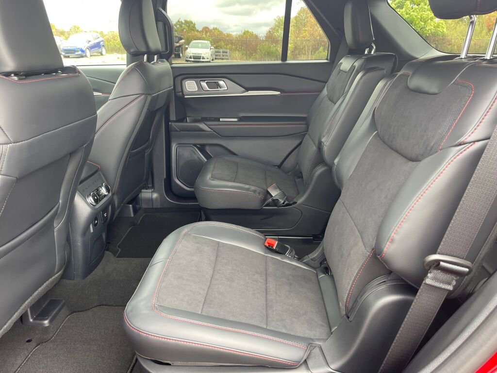 New 2026 Ford Explorer ST w/ Sun And Sound Package image 13
