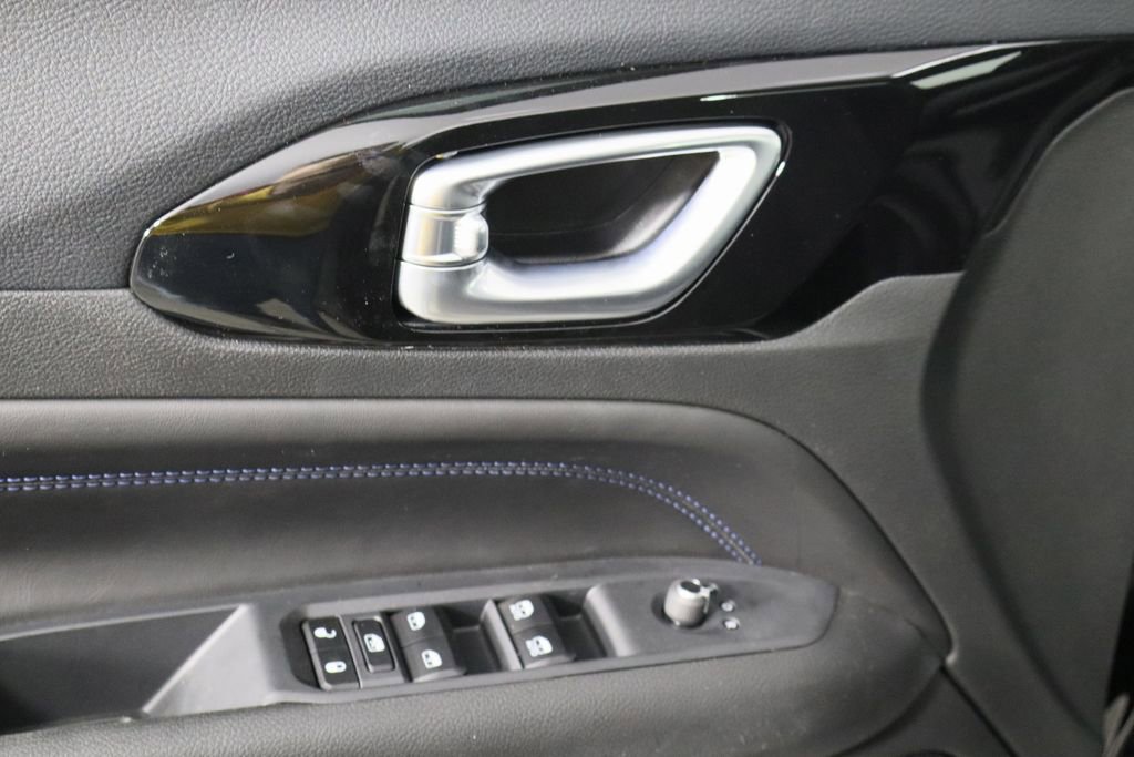 New 2026 Jeep Compass Latitude image 22