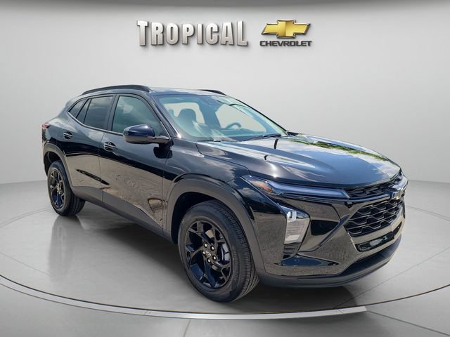 New 2026 Chevrolet Trax LT w/ Midnight Edition FWD image 7