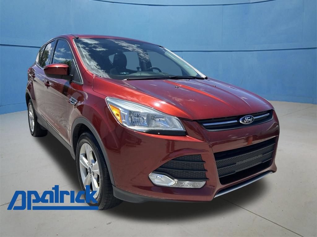 Used 2015 Ford Escape SE FWD image 1