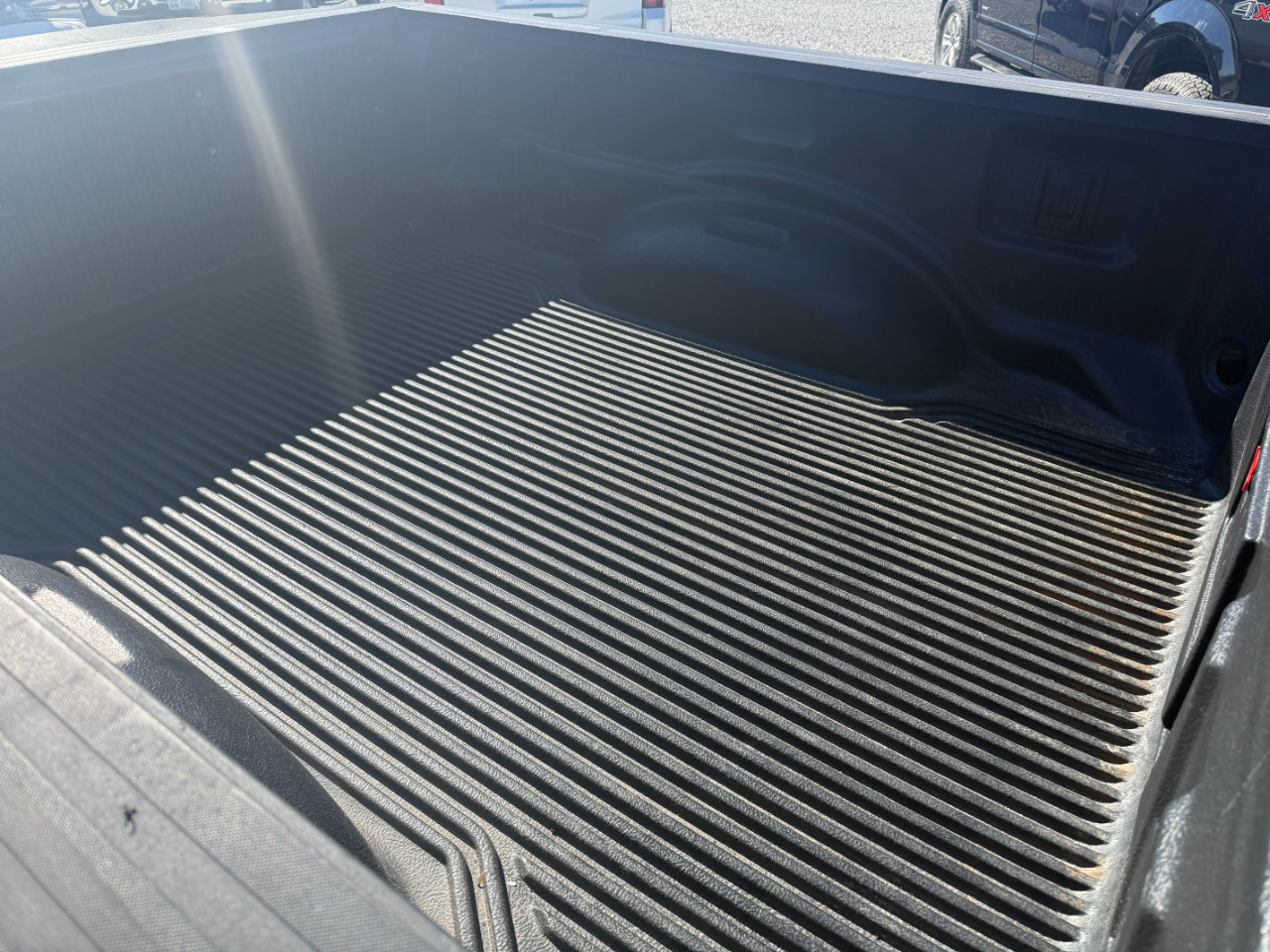 Used 2017 Ford F250 Lariat image 9